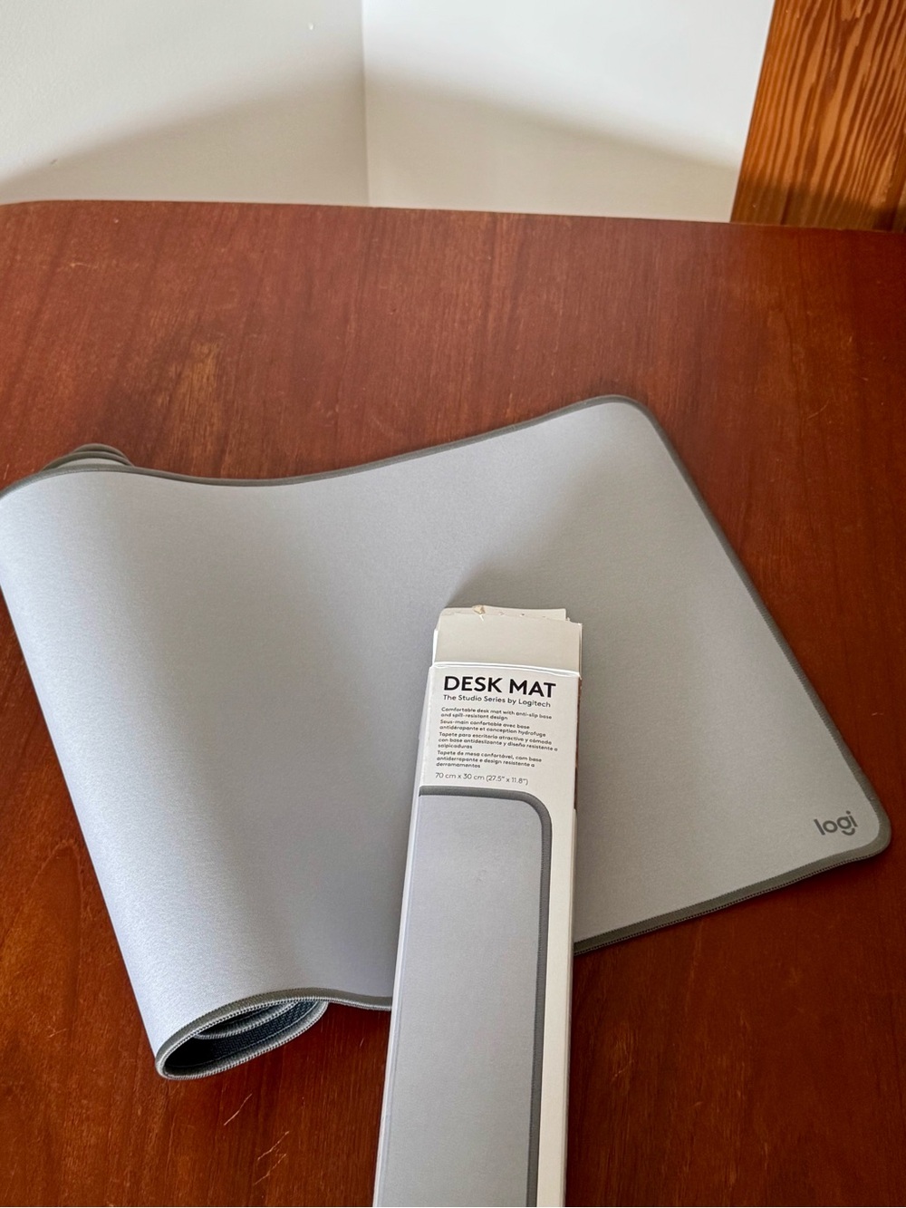 Logitech Desk Mat – Studio Series (Grey) - Water resistant